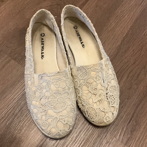 Airwalk Flat Slip Ons Macrome Crochet Lace - Picture 2 of 7